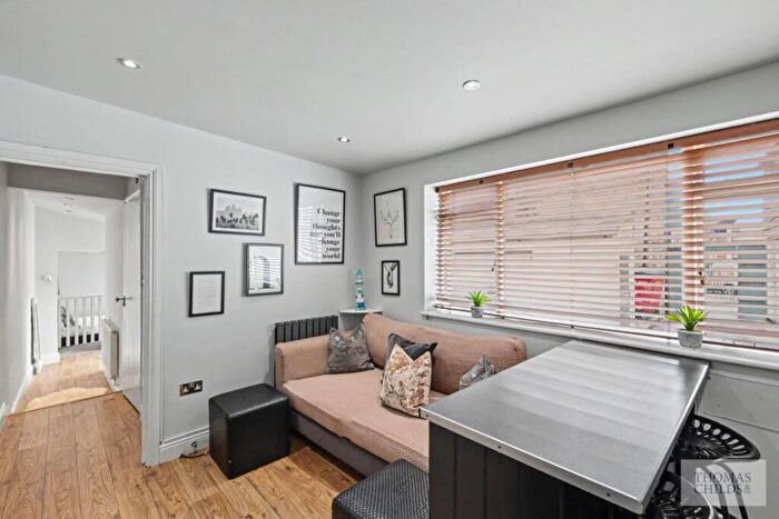 1 Bedroom Maisonette To Rent In Maidenhead Yard, Hertford, SG14
