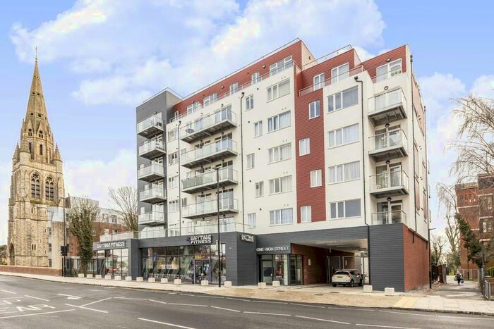 1 Bedroom Flat To Rent In High Street, Feltham, TW13