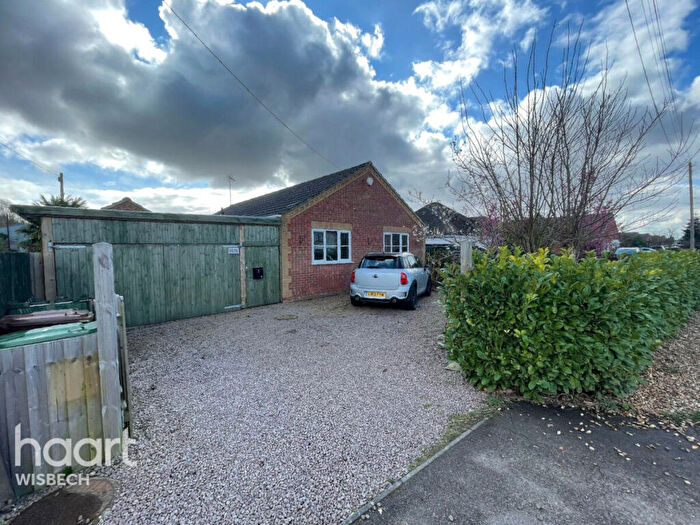 3 Bedroom Detached Bungalow For Sale In Leverington Common, Leverington, PE13