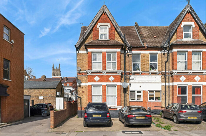 1 Bedroom Apartment For Sale In Manor Road, Beckenham, BR3