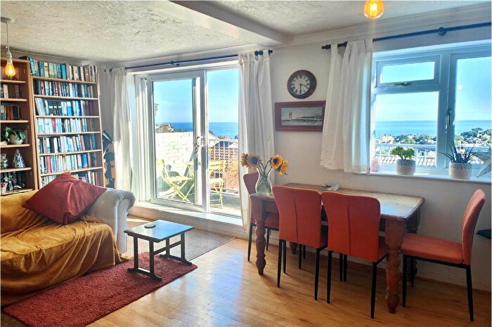 3 Bedroom Semi-Detached House For Sale In Upper Longlands, Dawlish, Devon, EX7