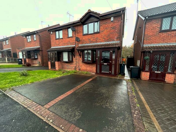 2 Bedroom Semi-Detached House To Rent In Round Street, Netherton, Dudley, West Midlands, DY2