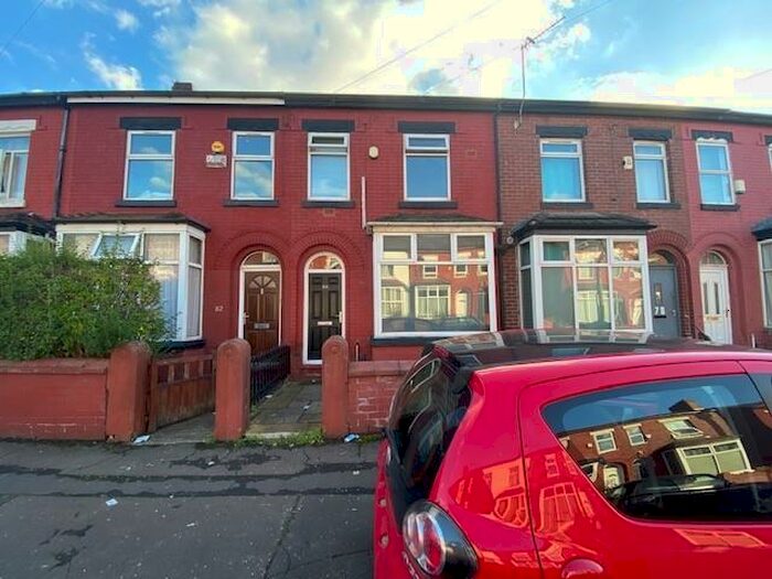 5 Bedroom Private Hall To Rent In Whitby Road, Fallowfield, M14