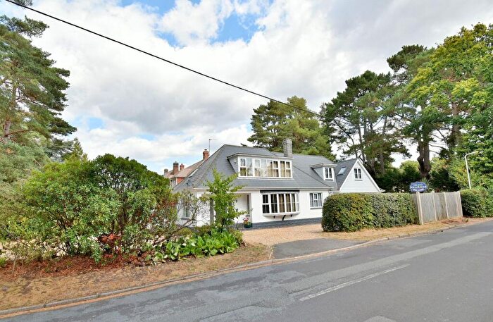 6 Bedroom Detached House For Sale In Golf Links Road, Ferndown, BH22