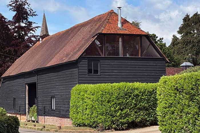 3 Bedroom Detached House For Sale In Churn Barn, Lasham, Hampshire, GU34