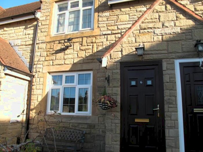 1 Bedroom Flat To Rent In Armoury Court Mews, Preston Street West, Macclesfield, Cheshire, SK11