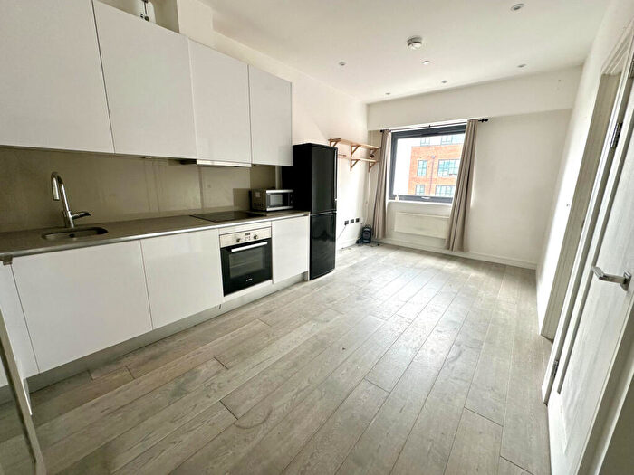 1 Bedroom Apartment To Rent In Brickfield Court, Bath Road, Slough, SL1