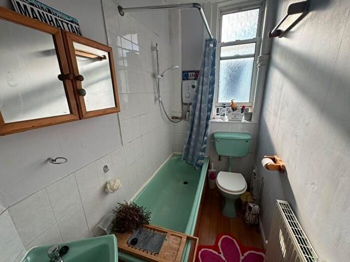 1 Bedroom Flat To Rent In Easter Road, Edinburgh, EH6
