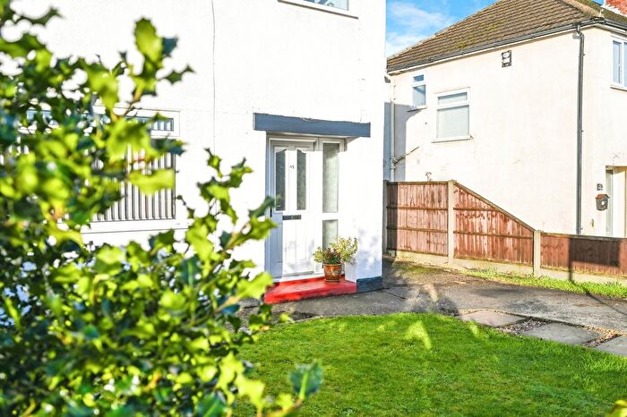 3 Bedroom Semi Detached House For Sale In Windmill Lane, Penketh, Warrington, Cheshire, WA5