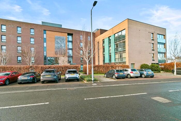 2 Bedroom Flat For Sale In Haggs Gate, Pollokshaws, G41