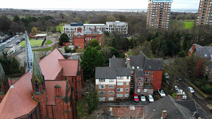 1 Bedroom Apartment For Sale In Lancaster Court, Ullet Road, Liverpool, Merseyside, L17