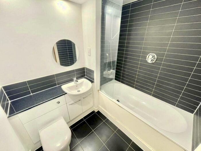 1 Bedroom Apartment To Rent In Exon Apartments, Romford, RM1