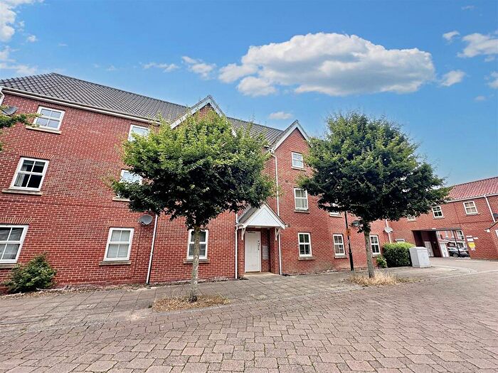 2 Bedroom Apartment To Rent In Edward Jodrell Plain, Norwich, NR2