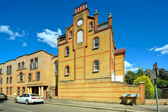 3 Bedroom Flat To Rent In Wilton Crescent, Wimbledon, London, SW19