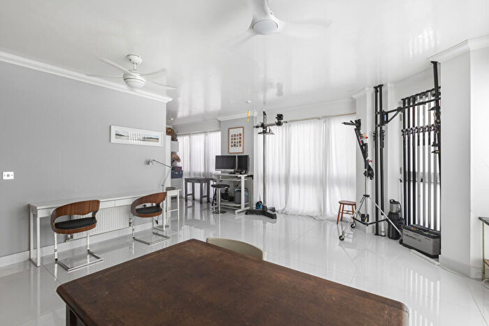 1 Bedroom Apartment For Sale In Cheshire Street, London, E2