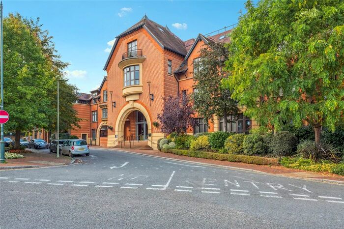 1 Bedroom Flat To Rent In Perpetual House, Station Road, Henley On Thames, Oxfordshire, RG9