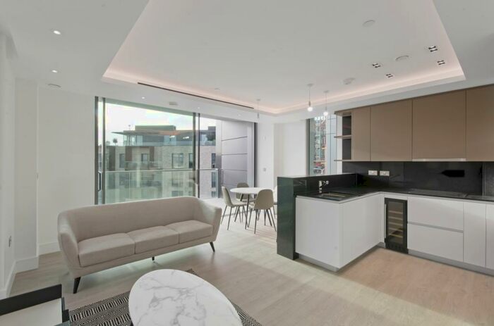 2 Bedroom Apartment To Rent In Aurora Apartments, City Road, Islington, EC1V