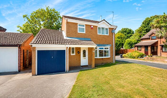 3 Bedroom Detached House For Sale In Grasmere Close, West End, Southampton, SO18