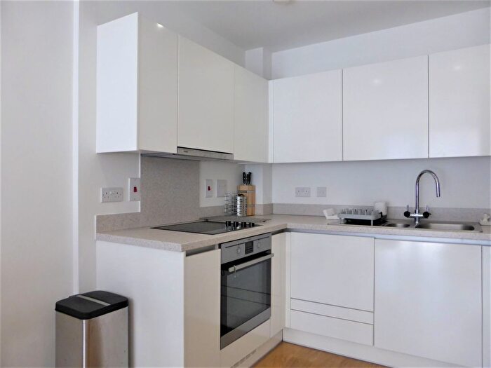 1 Bedroom Flat To Rent In Dyke Road, Brighton, BN1
