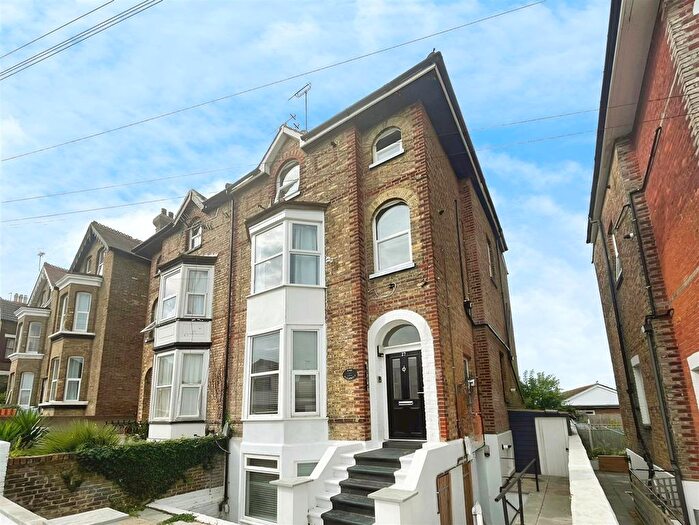 1 Bedroom Flat To Rent In Belmont Road, Broadstairs, CT10