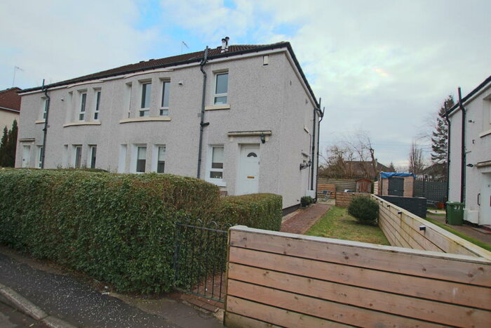 2 Bedroom Cottage To Rent In Woodhouse Street, Knightswood, G13