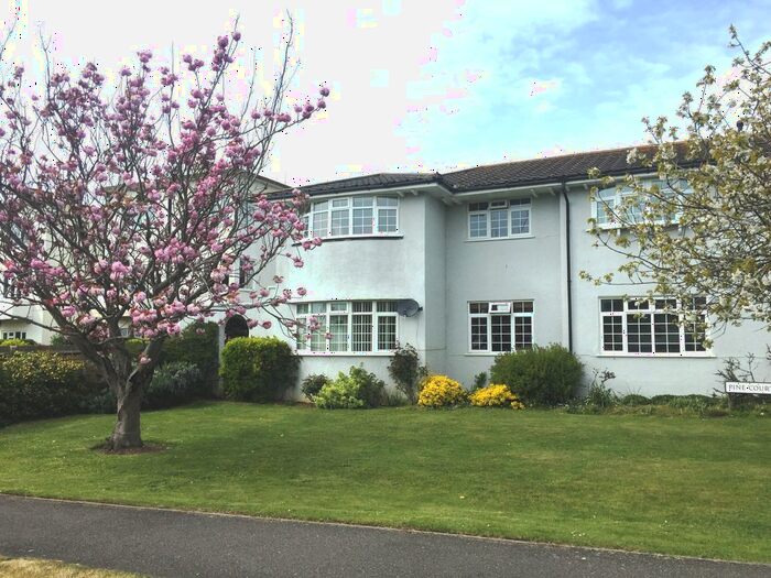 2 Bedroom Flat To Rent In Upper Belgrave Road, Seaford, East Sussex, BN25