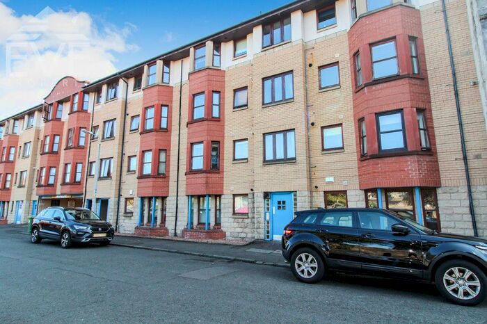 2 Bedroom Flat To Rent In Park Street, Dumbarton, G82