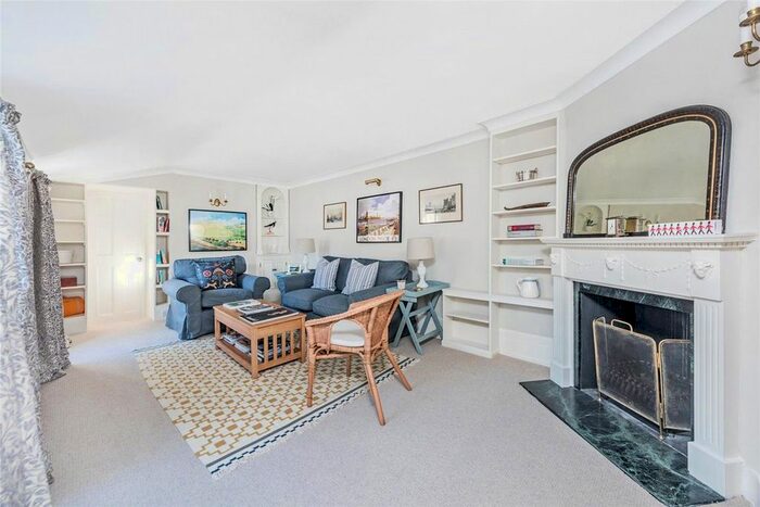 1 Bedroom Flat To Rent In Walton Street, London, SW3