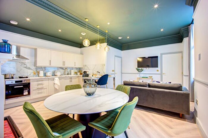 2 Bedroom Apartment To Rent In Collingwood Street, City Centre, Newcastle Upon Tyne, NE1