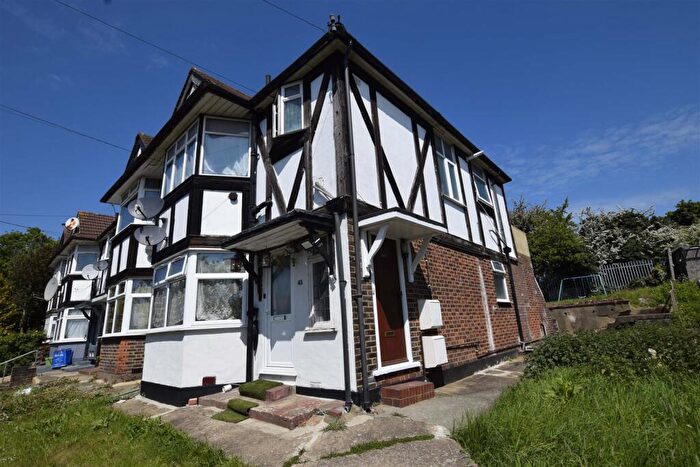 1 Bedroom Maisonette For Sale In Heather Park Drive, Wembley, Middlesex, HA0