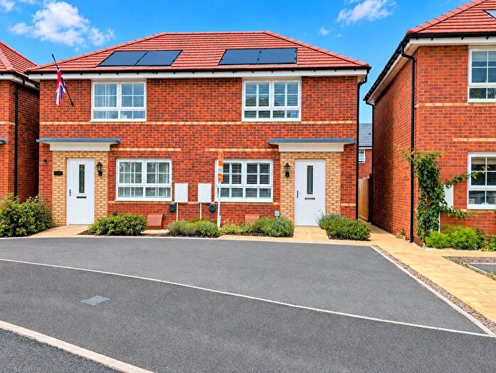 2 Bedroom Semi-Detached House For Sale In Axminster Drive, Stourport-On-Severn, Worcestershire, DY13