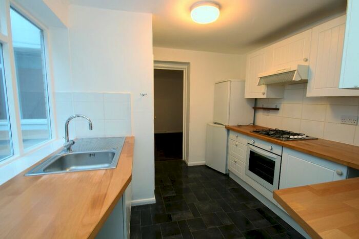 1 Bedroom Flat To Rent In Royal Road, Ramsgate CT11