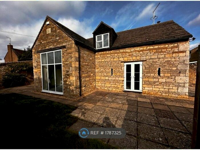 3 Bedroom Detached House To Rent In Main Street, Ailsworth, Peterborough, PE5