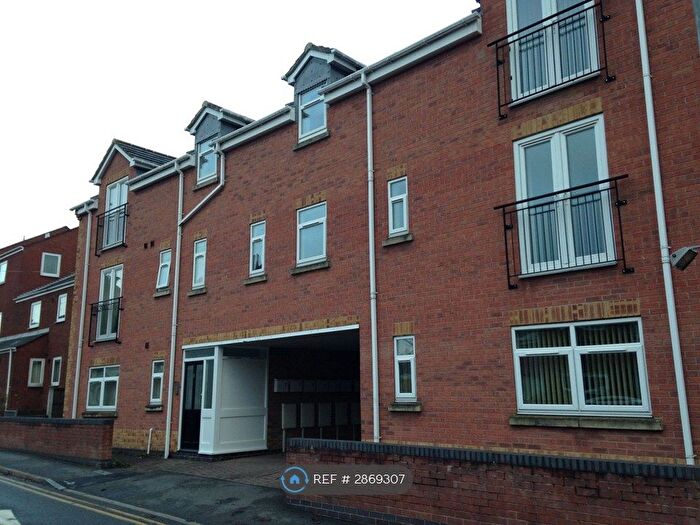 2 Bedroom Flat To Rent In St Albans Court, Nottingham, NG5