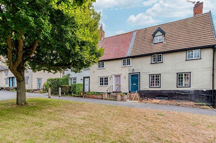 3 Bedroom Cottage For Sale In Low Street, Hoxne, IP21