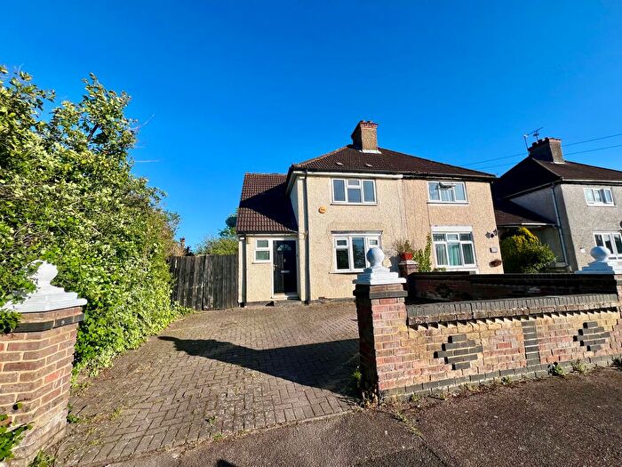 3 Bedroom Semi Detached House To Rent In Crossway, Pinner, HA5