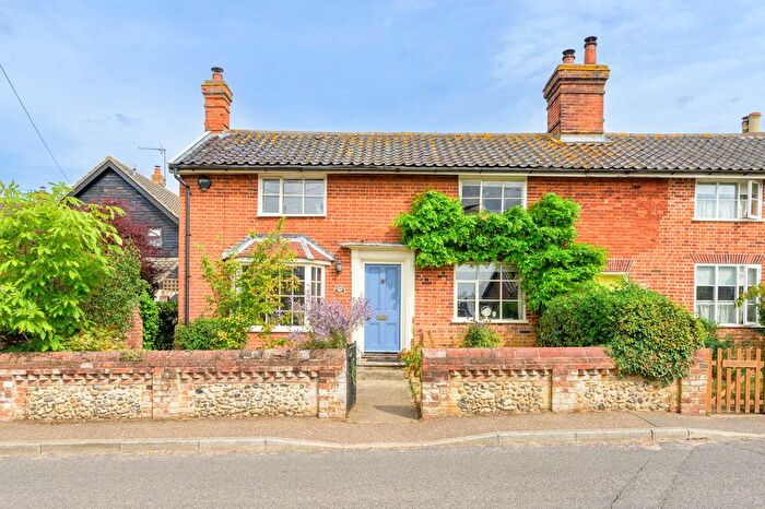 3 Bedroom End Terrace House For Sale In Norwich Road, Dickleburgh, IP21