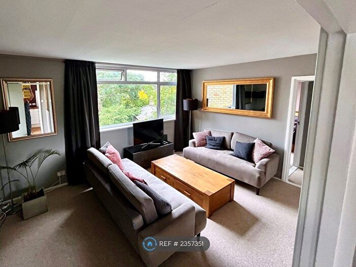 2 Bedroom Flat To Rent In Chesterton Towers, Cambridge, CB4