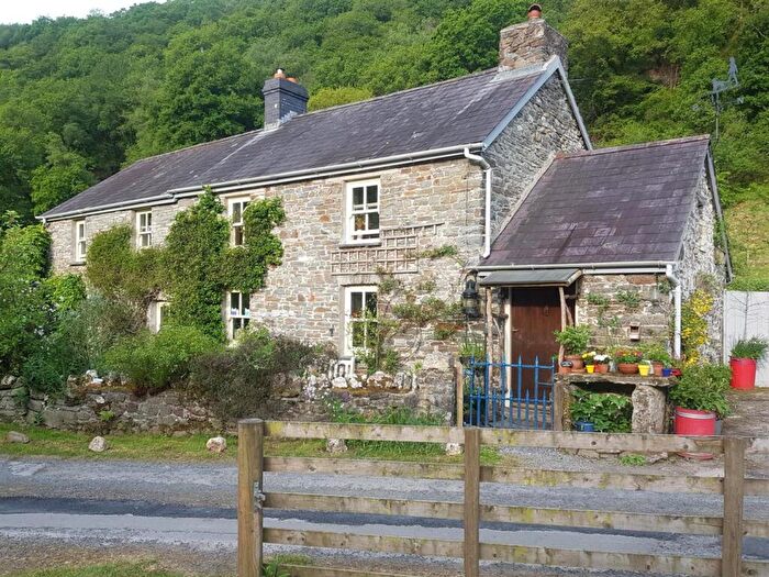 6 Bedroom Country House For Sale In Brechfa, SA32