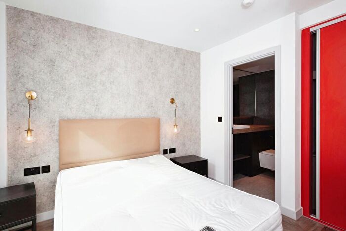 2 Bedroom Flat To Rent In Ancoats Garden, Bendix Way, M4