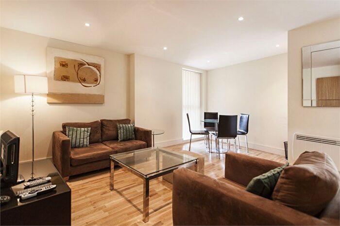 1 Bedroom Flat To Rent In Great Suffolk Street, London, SE1