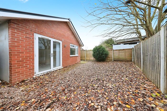 3 Bedroom Detached Bungalow For Sale In Dunstall Road, Dunstall, Wolverhampton, WV6