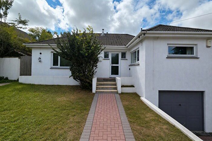 4 Bedroom Bungalow To Rent In Dracaena Avenue, Falmouth, TR11