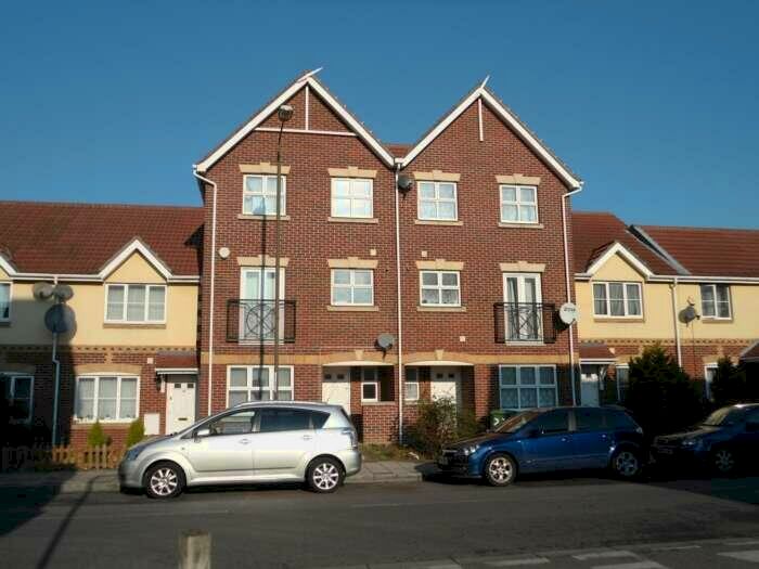 4 Bedroom Terraced House To Rent In Battery Road, Thamesmead, SE28