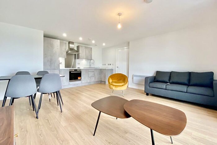 2 Bedroom Flat To Rent In Victoria Riverside, Atkinson Street, LS10