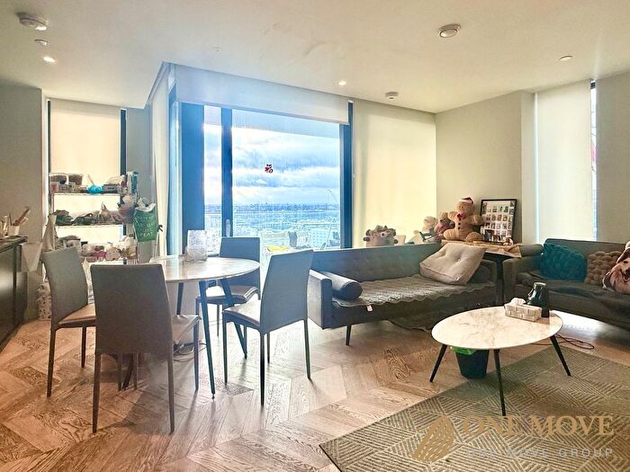 2 Bedroom Flat For Sale In Tidemill Square, London, SE10