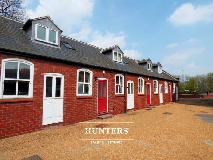 1 Bedroom Property To Rent In Queens Hotel, Front Street, Pontefract, WF8