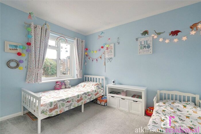 3 Bedroom Terraced House For Sale In Burlington Road, Enfield, Middlesex, EN2