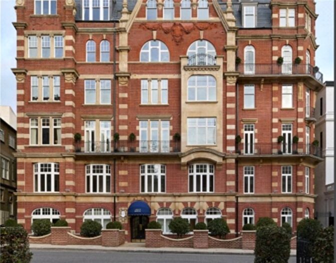 2 Bedroom Flat For Sale In Allen House, Allen Street, London, W8