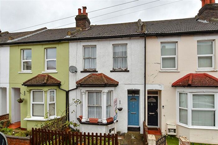 2 Bedroom Terraced House For Sale In Purley Road, South Croydon, Surrey, CR2